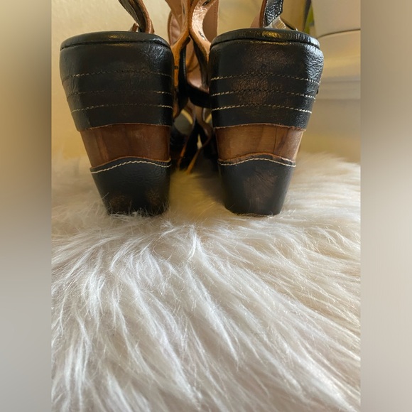 Bed Stü Juliana Wooden Wedge - Picture 8 of 9